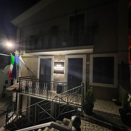 Castel Di Sangro Suite Apartment Kültér fotó