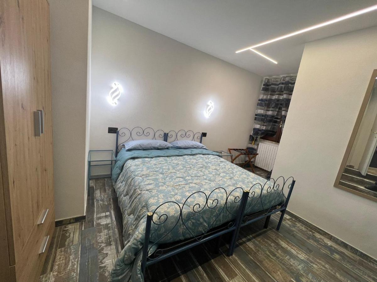 Castel Di Sangro Suite Apartment Kültér fotó